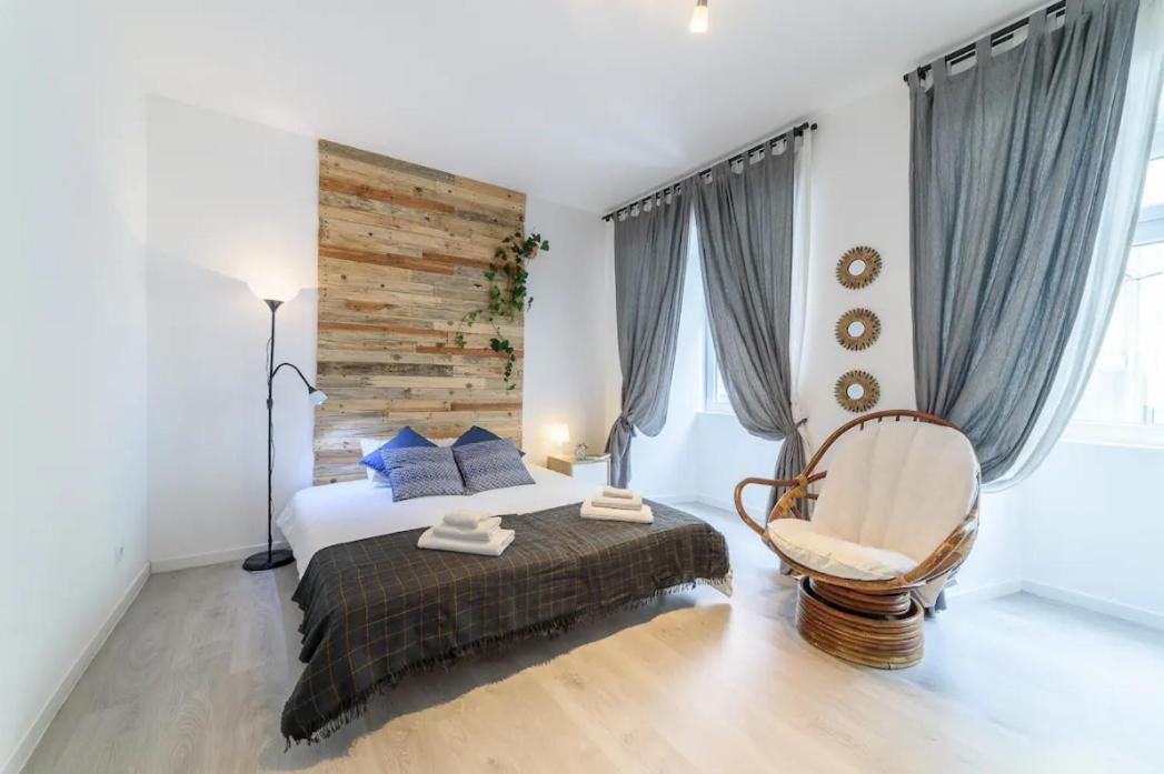 Apartment Modern Rustic In Graca By Lovelystay